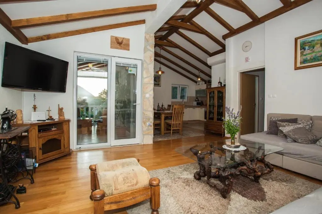Villa Eagle