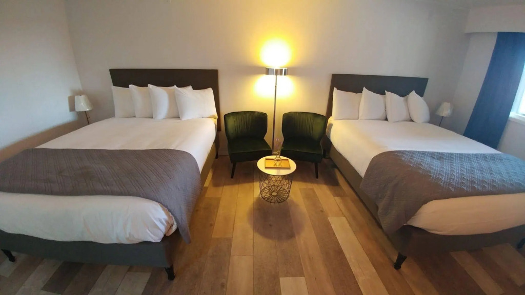 Cozy Court Motel