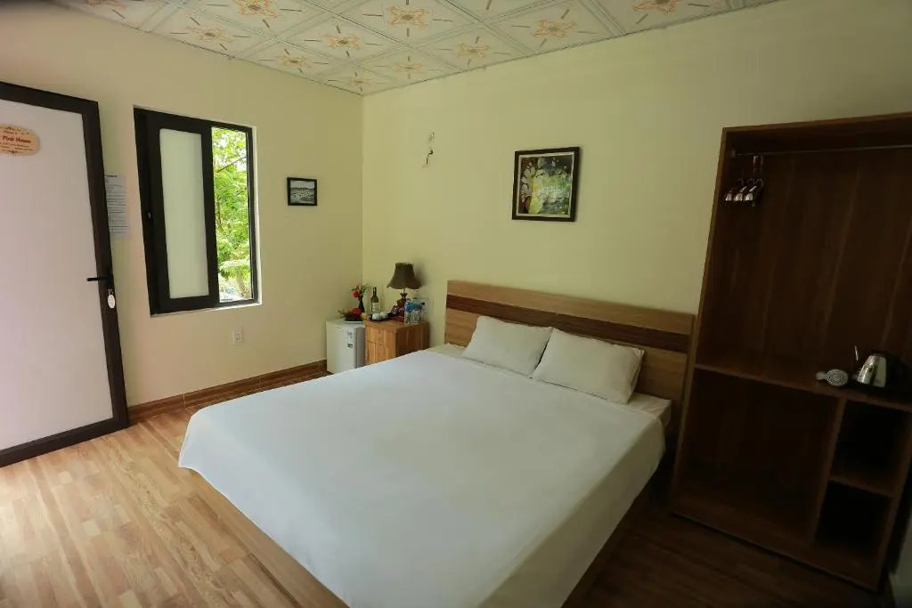 Windy Hill Catba Homestay