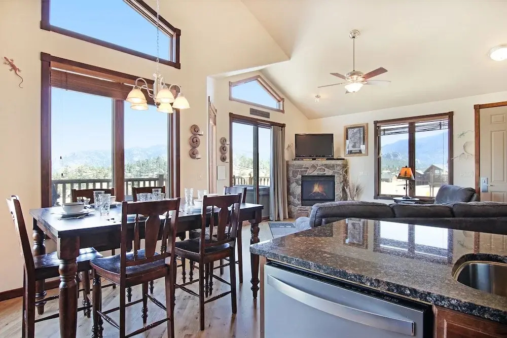 Mount Chiquita 10a 2 Bedroom Condo by RedAwning