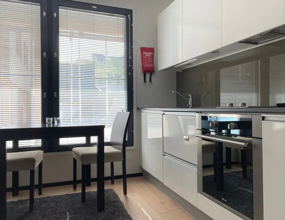 Levi Suites Levi Gold