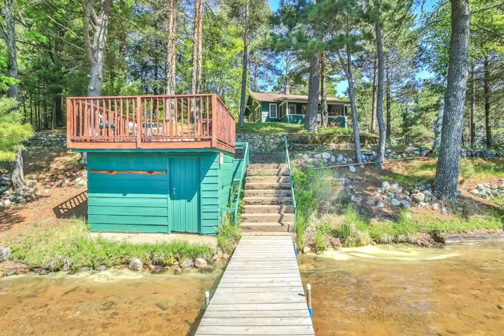 Hearthwood Beach House - On Lake Tomahawk