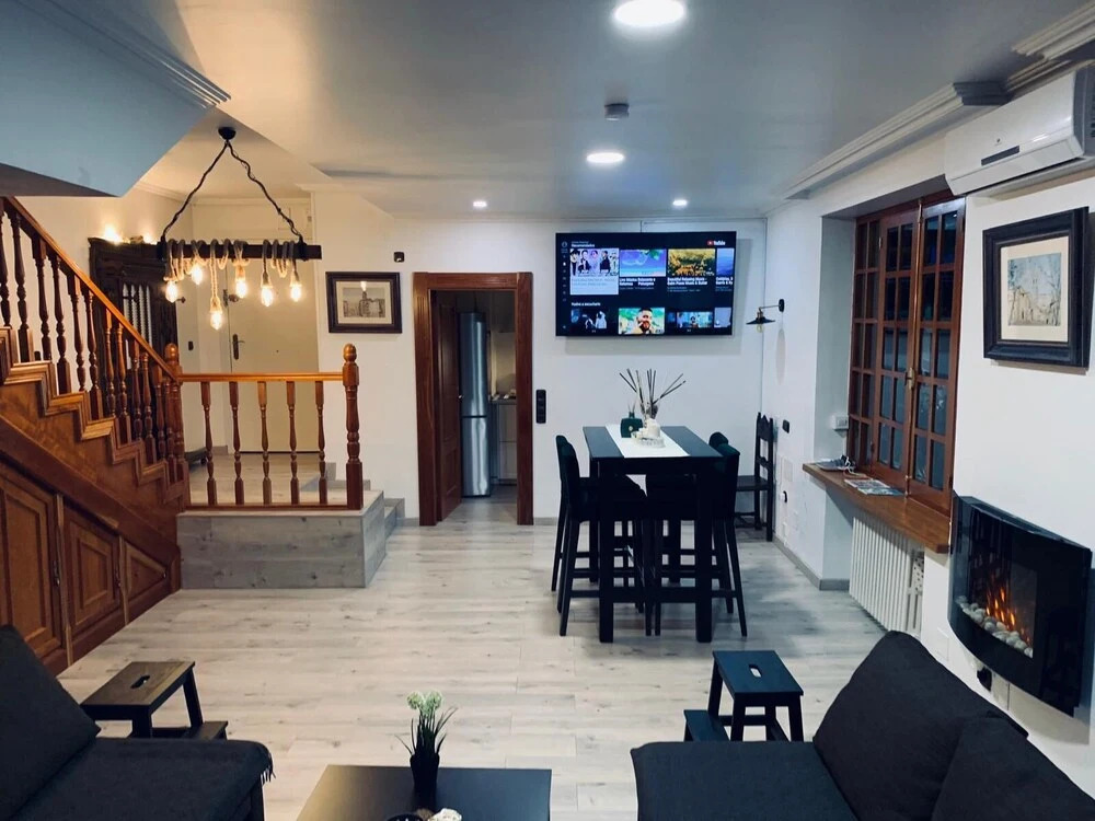 Claustro las Francesas Luxury Apartment in the Heart of Valladolid