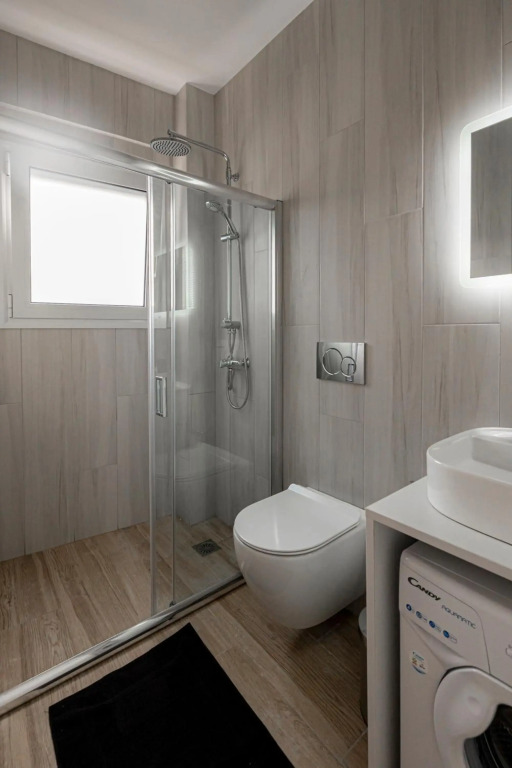 Aphrodite Apartment
