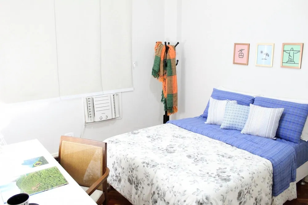 3 Minutes From Ipanema Beach Pm203