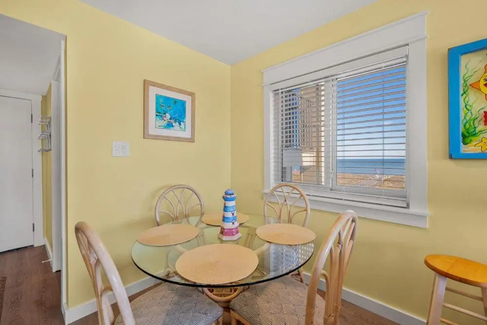Sand Dollar Villas Unit 213 Soak Up The Sun