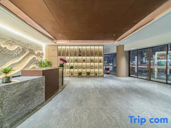 Wanzhu Hotel (Dongfanghong Square · Gannan Road Branch)
