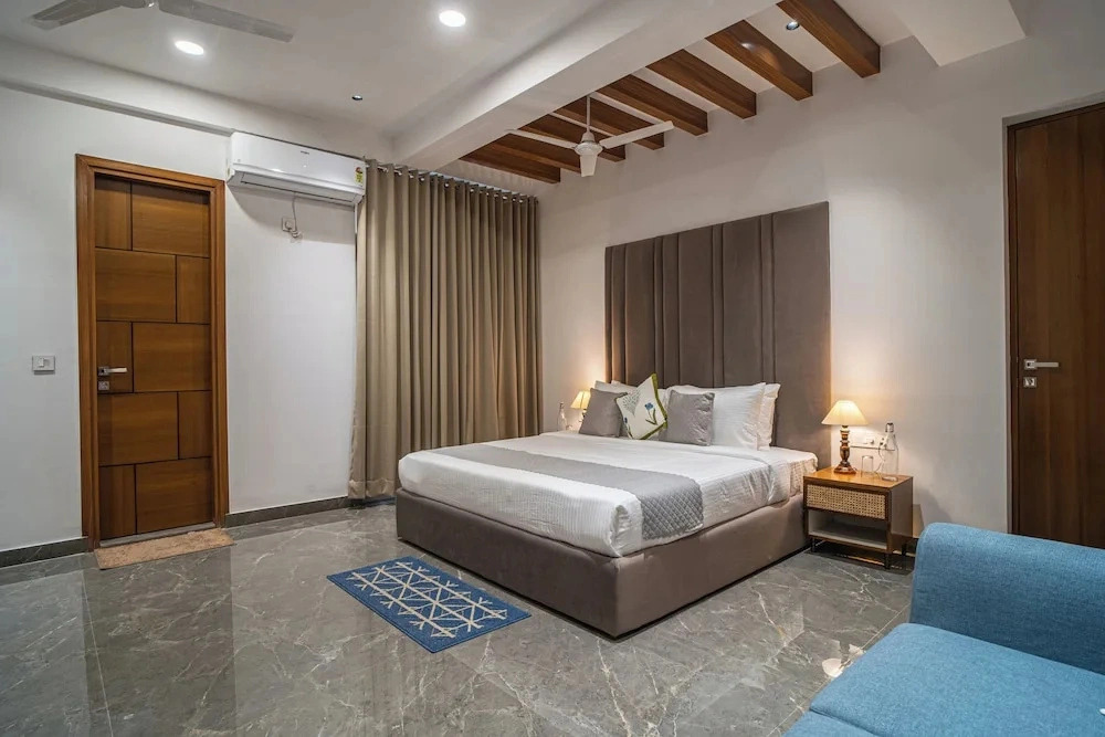 Alaya Stays Udgam Villas 5BHK Apartment