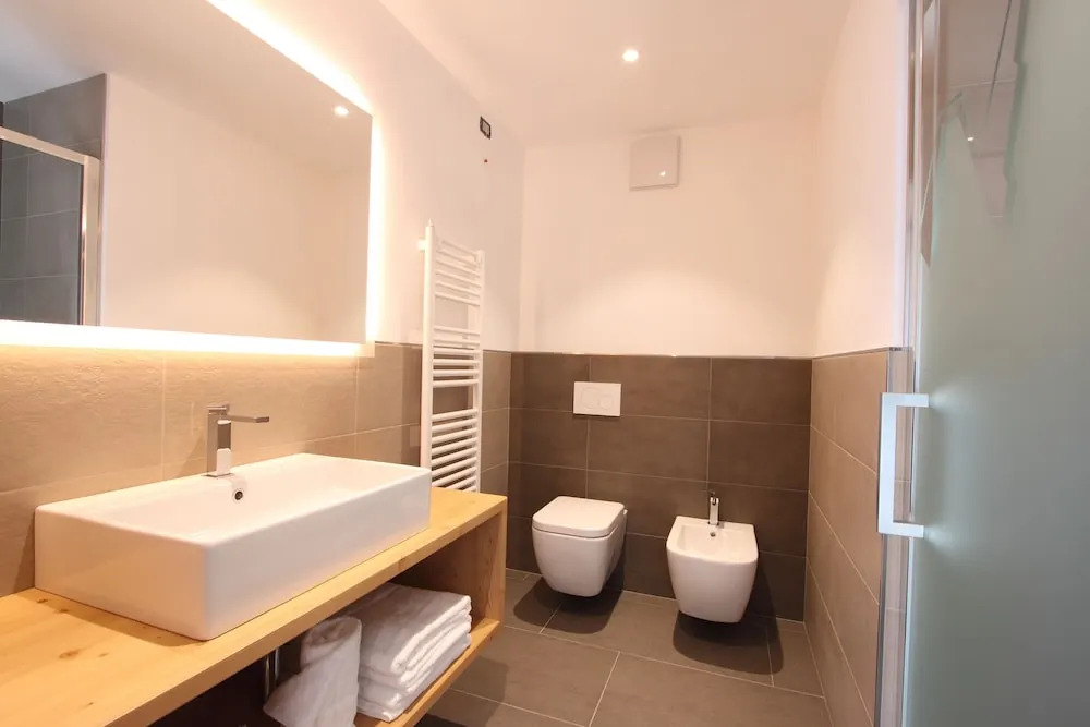 DOLOMITES B&B - Suites, Apartments and SPA