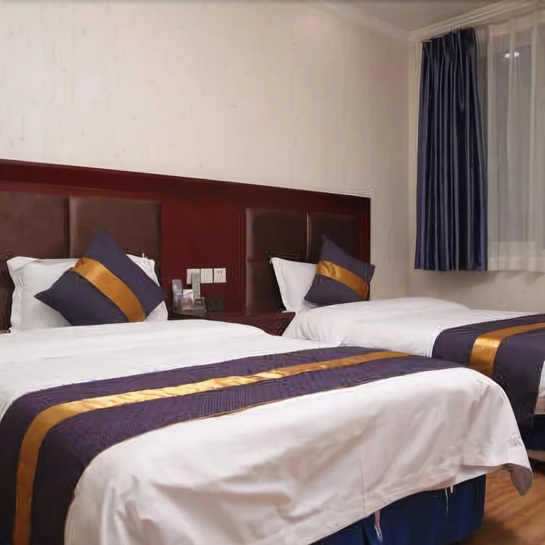 Chunxi Yujing Hotel