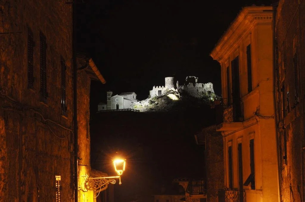 Tolfa Hotel