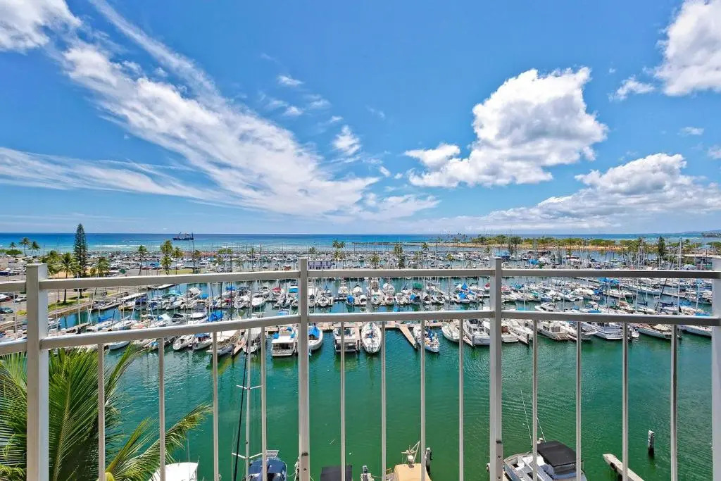 Ilikai Marina #890