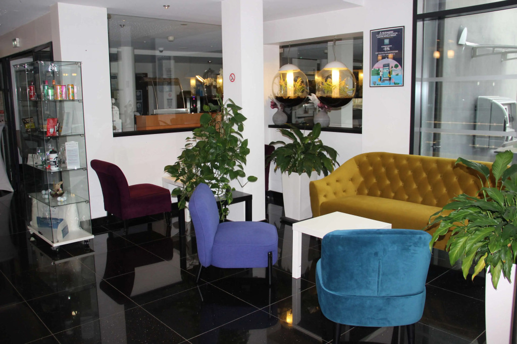 Kyriad Saint Quentin en Yvelines - Montigny