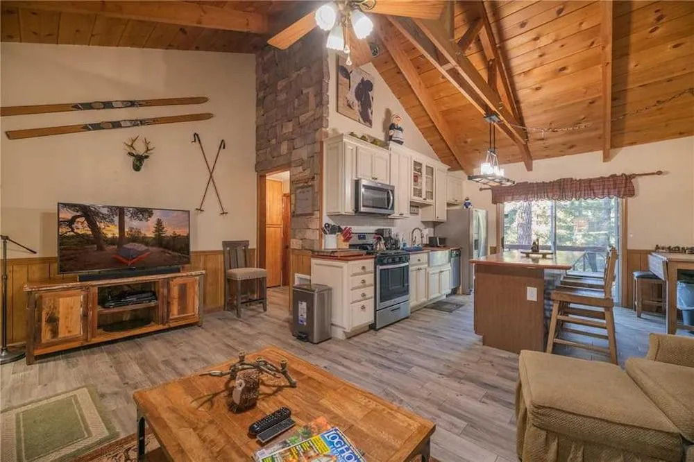 Apple Bear Cottage