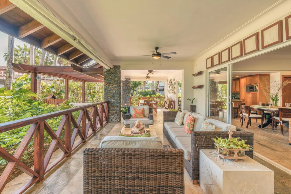 Private Terrace 3BR 6 Guests Beach Access