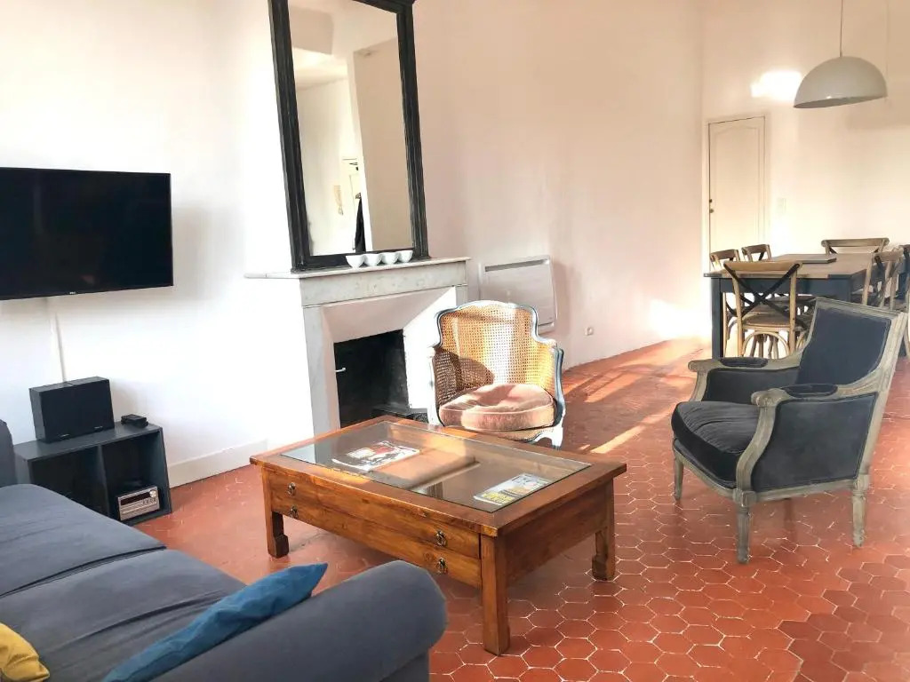 Beau 3 pièces 83 m2 au coeur du centre historique d'Aix en Provence