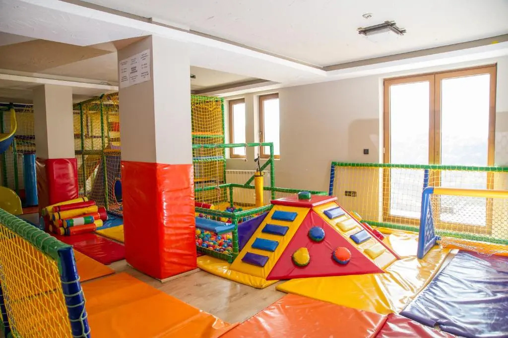 Premier Lux 38 Milmari