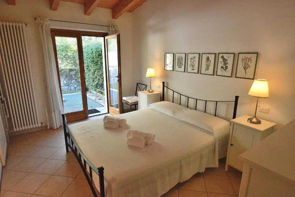 Villa in Torri del Benaco With Lake Garda Views