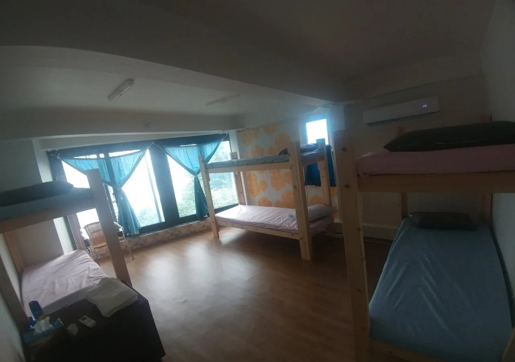 Redo Backpackers - Hostel