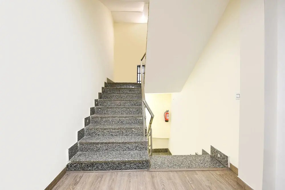 FabHotel Twamev