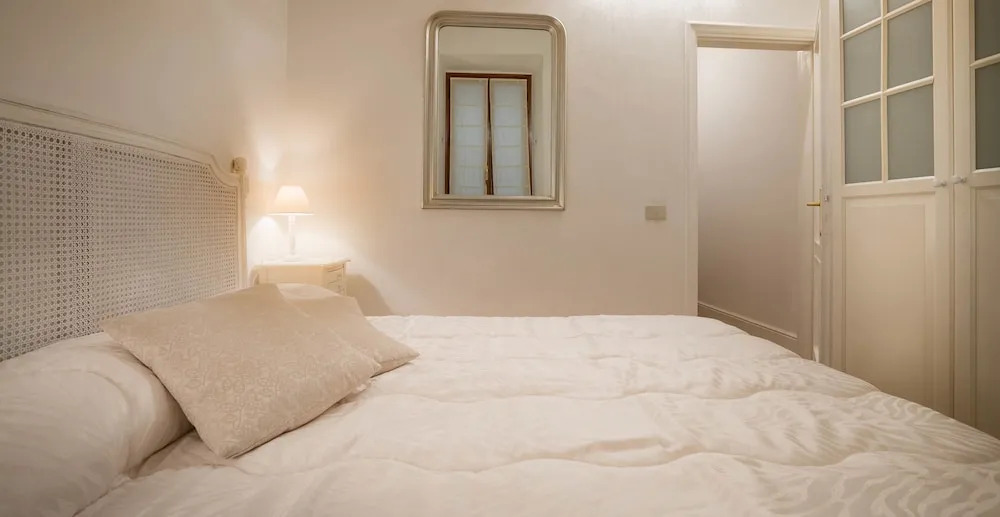 Novella Apartments - Il Gigliolo