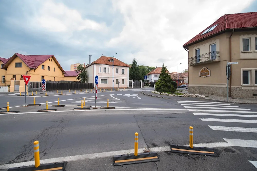 Nicopole Apartment