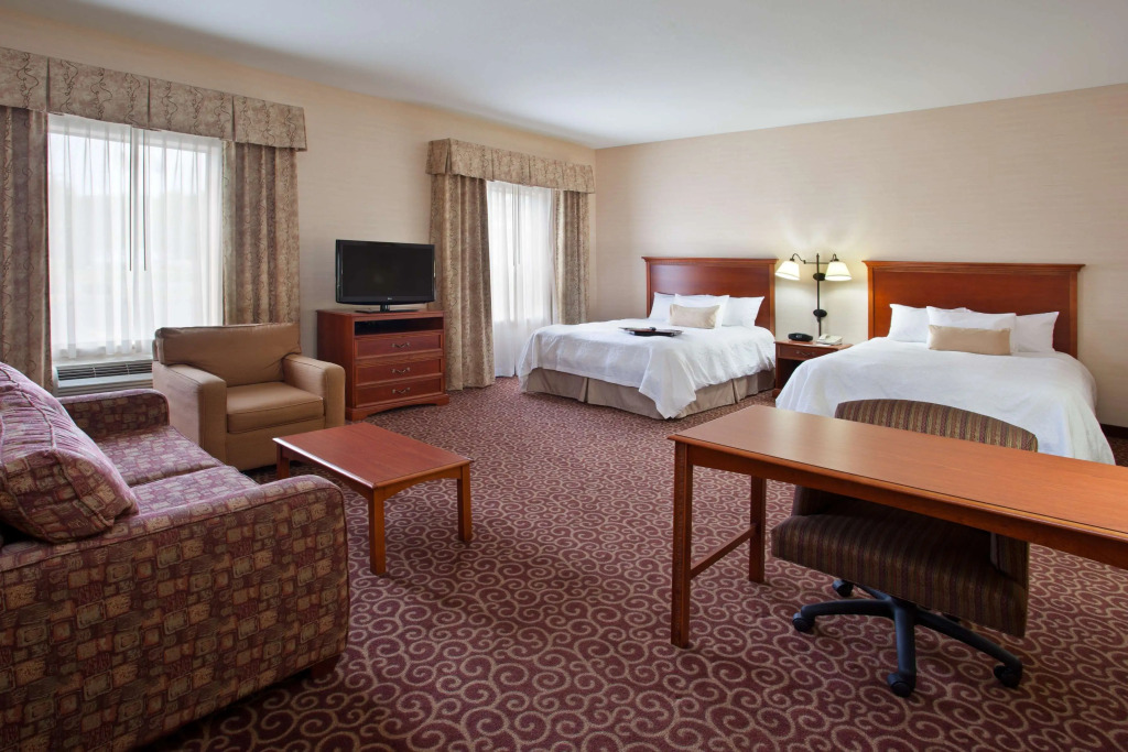 Hampton Inn & Suites Grove City