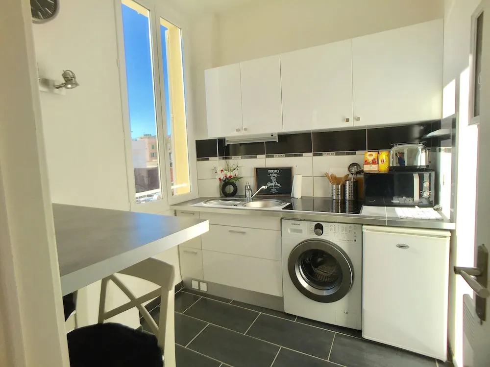 Edgar Suites Cannes - Rue dAntibes