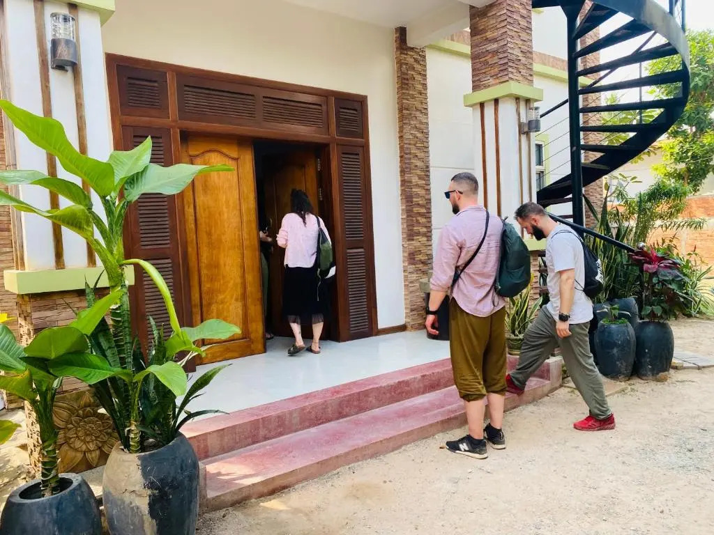 Sophat Villa