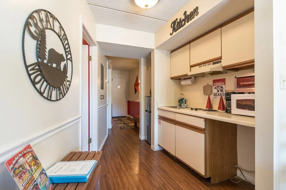 Charming 1BR Downtown Gatlinburg