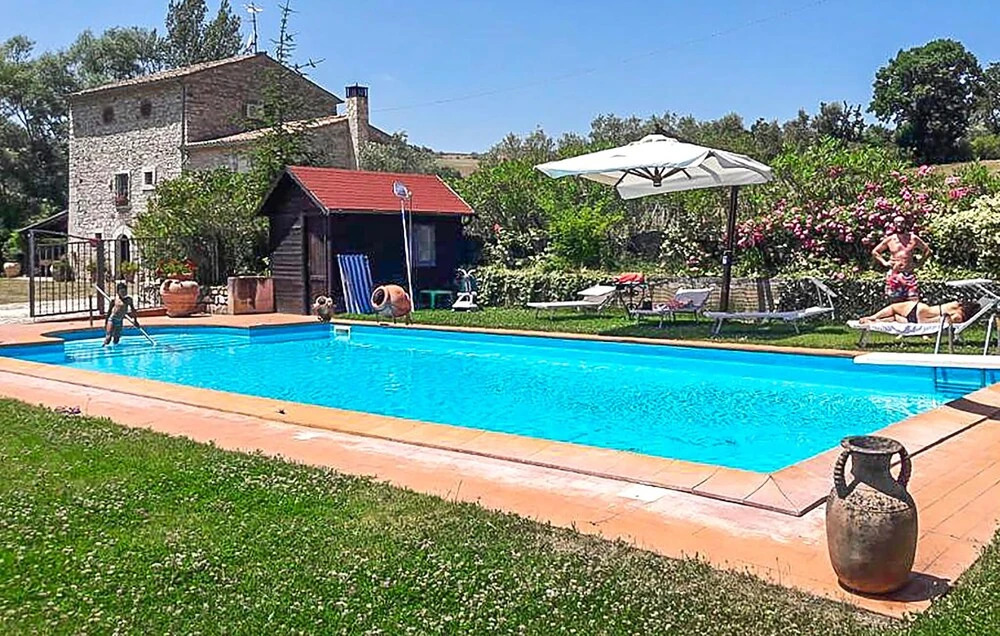 Stunning Home In Fragneto Monforte