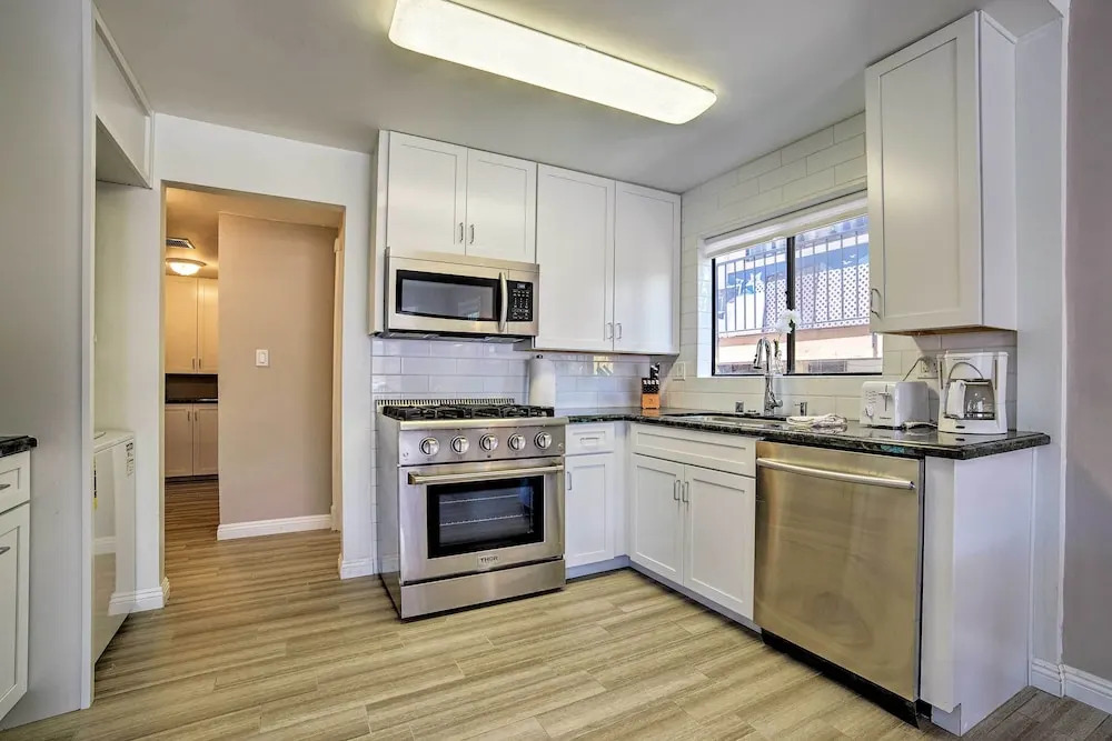 Walk to Beach: Condo w/ Patio on Catalina Island