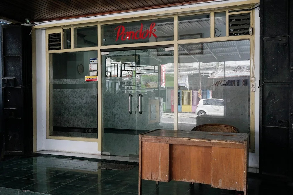 Pondok Mahkota by OYO Rooms