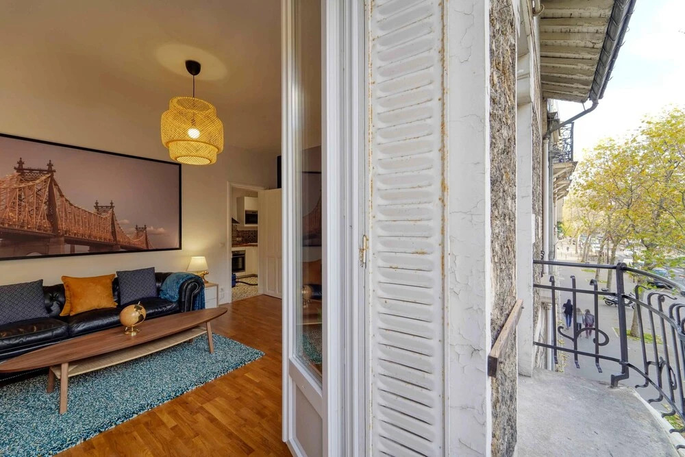 Apartment with 2 Bedrooms in Boulogne-Billancourt, with Furnished Terrace And Wifi