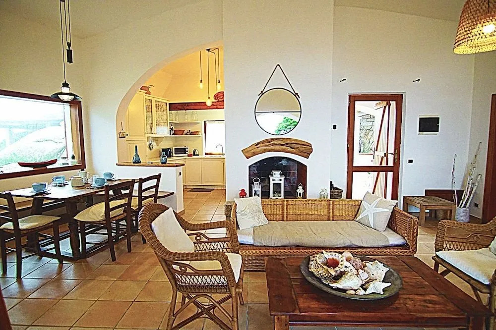 Villa Johnson