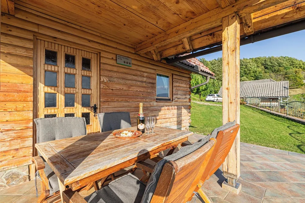Vineyard Chalet Hansel and Gretel