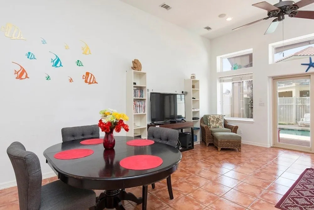 Casa Picasso 3 BR Home with Private Pool