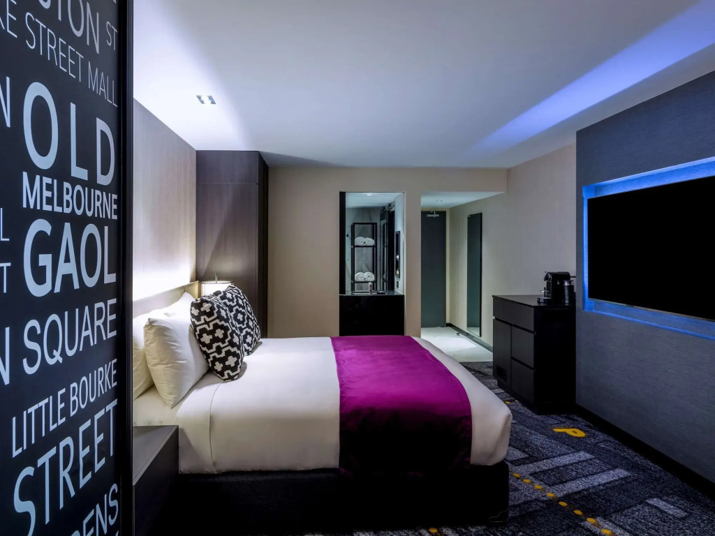 Pullman Melbourne City Centre