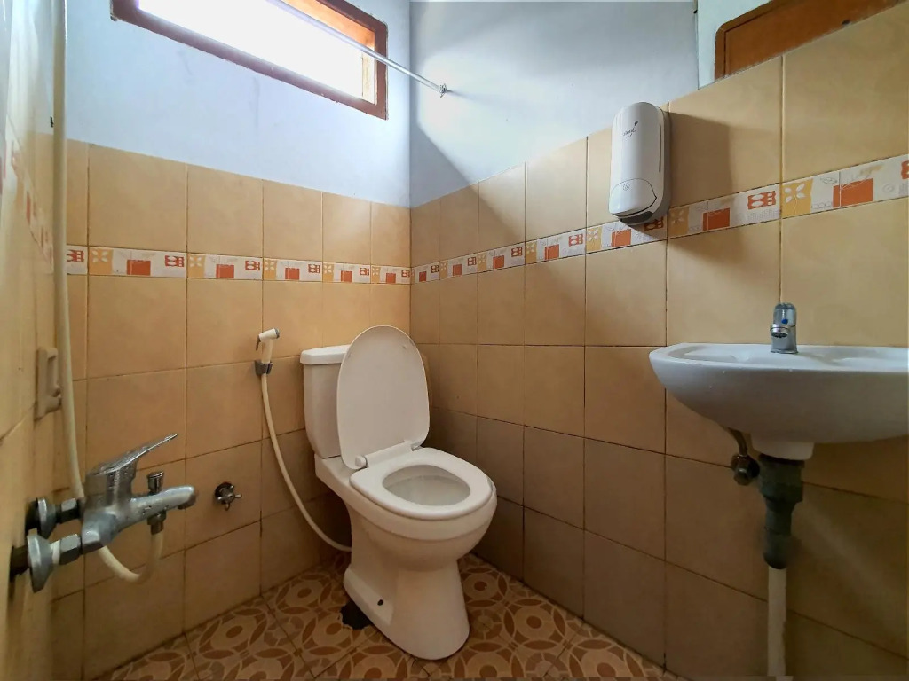 OYO 569 Cigadung Guest House Syariah