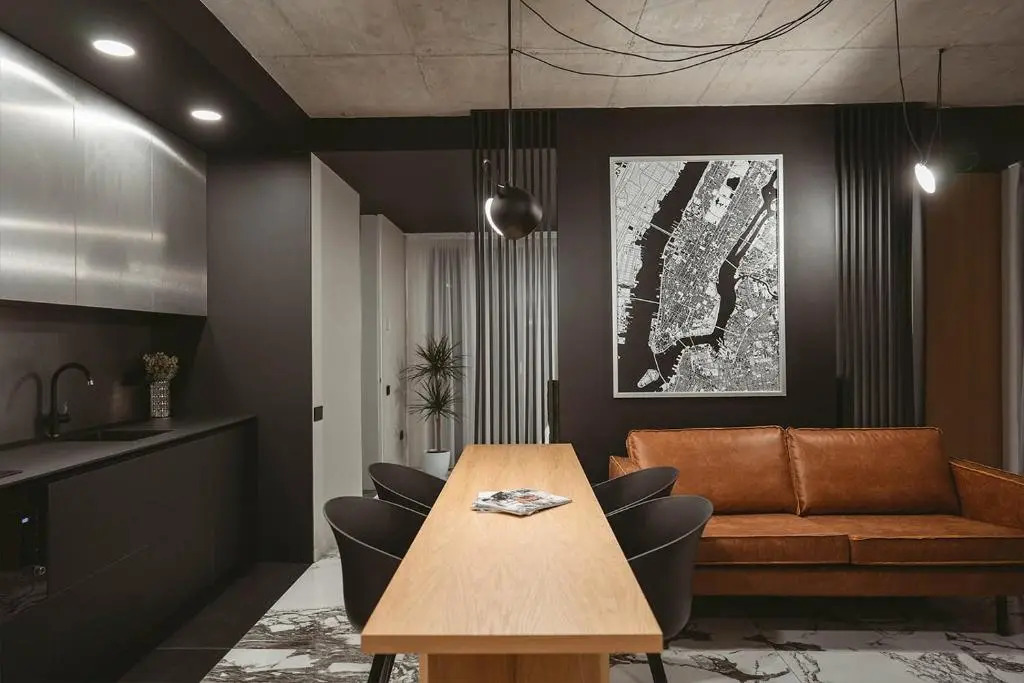 26 Bricks Suites