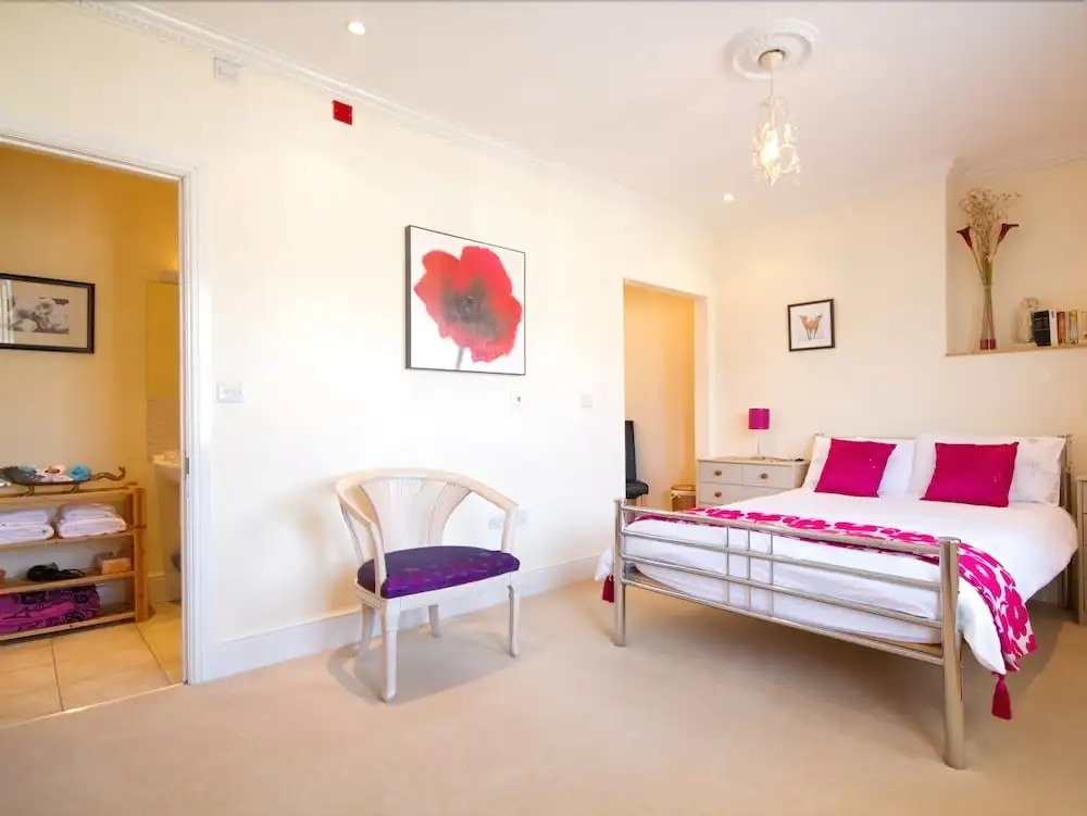 Devonshire House Holiday Flats
