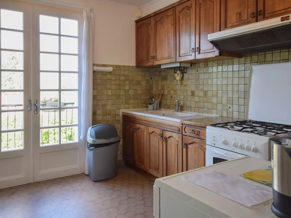 Beautiful Family Villa With Private Pool in Quiet Area of Villeneuve-sur Lot