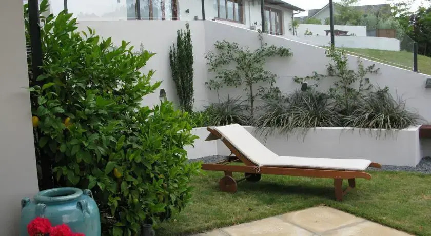 Rive Gauche B&B Lodge