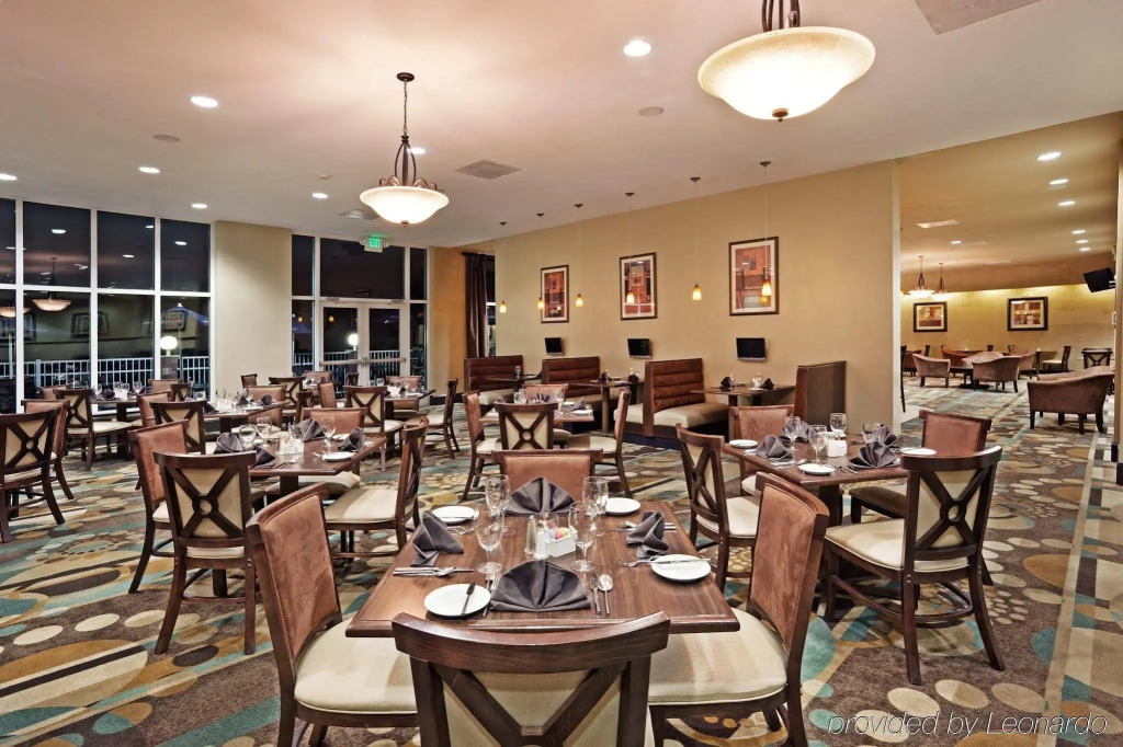 Holiday Inn Hotel & Suites Beaufort at Highway 21 by IHG