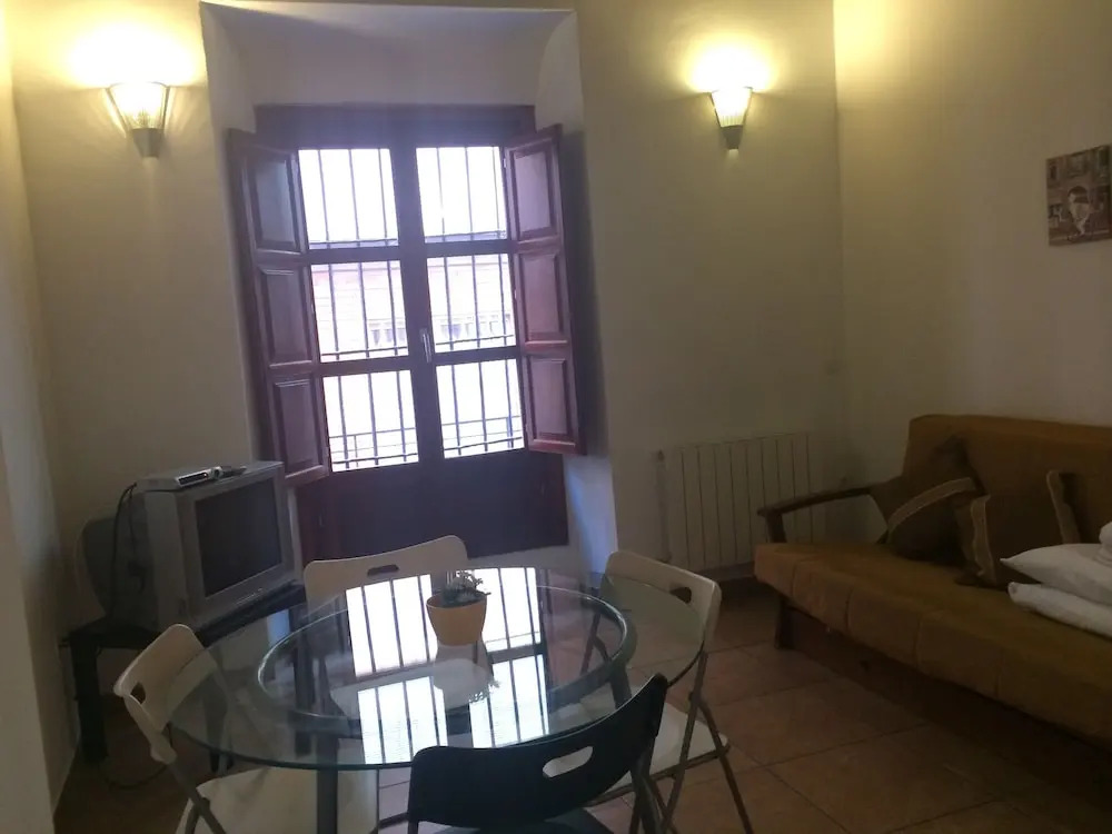 Apartamentos Puerta Real