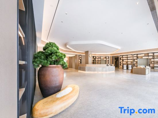 JI Hotel (Nanchang Wanli Meiling Avenue)