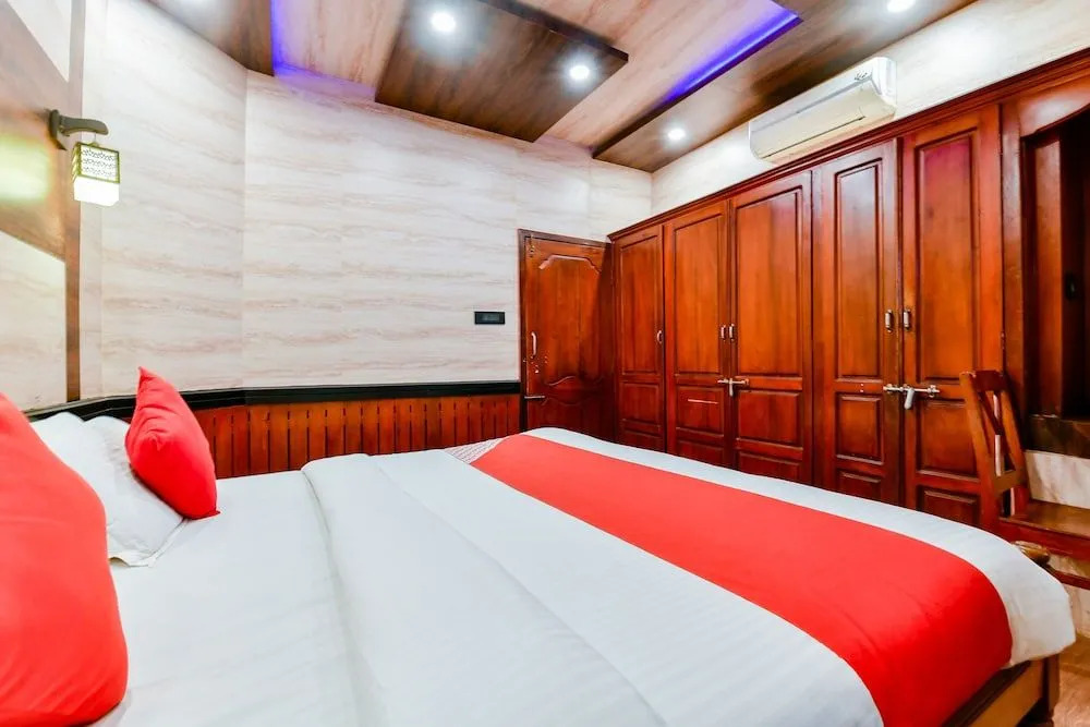 Oyo 24271 Houseboat My Trip 2bhk