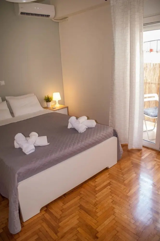 Cozy apartment in the heart of Athens perfect for 4 guests