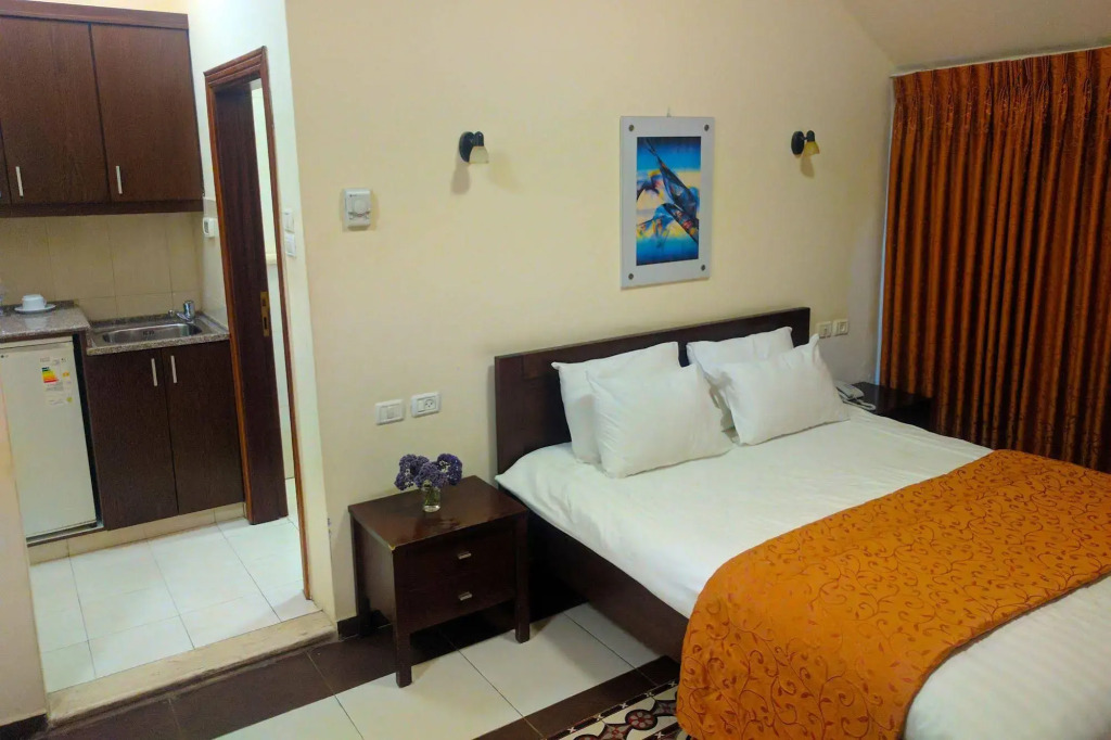 Alhambra Palace Hotel Suites