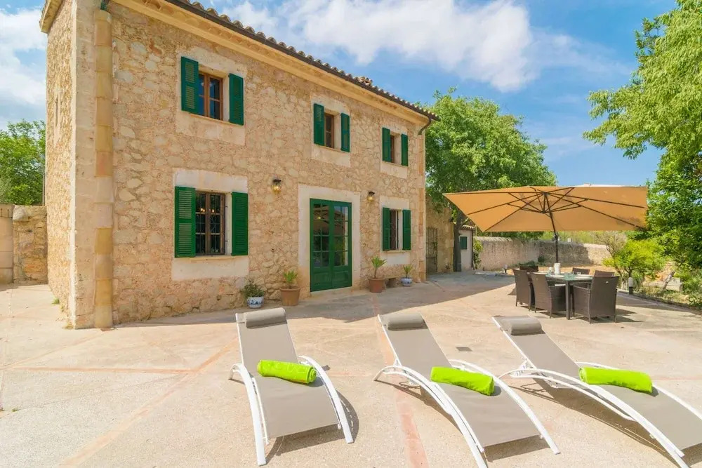 Son Paparra in Inca With 2 Bedrooms and 2 Bathrooms